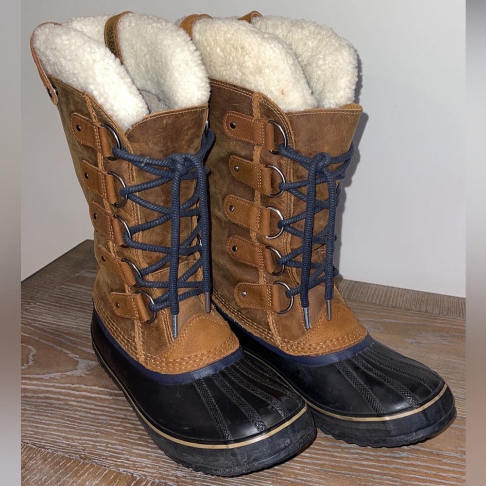 Sorel Brown and Black Winter Boots